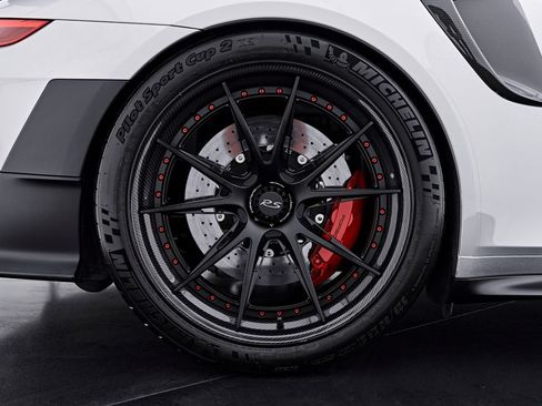 Used 2019 Porsche 911 GT2 RS RWD image 43