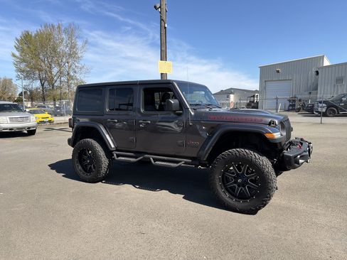 Used 2018 Jeep Wrangler Unlimited Rubicon AWD/4WD image 7