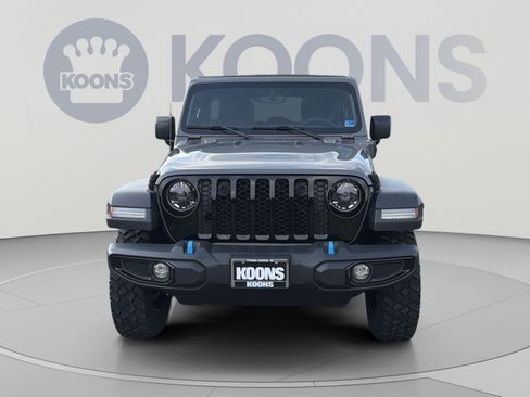 Used 2023 Jeep Wrangler Unlimited w/ Sun & Screen Package AWD/4WD image 11