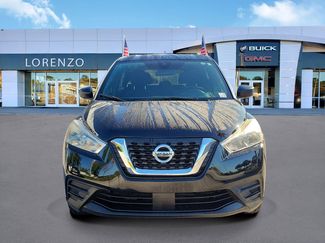Used 2020 Nissan Kicks S video 2