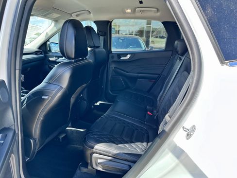 Used 2023 Ford Escape Platinum w/ Premium Technology Package image 28