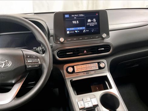 Used 2023 Hyundai Kona SE w/ Cargo Package image 18