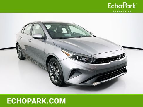 Used 2024 Kia Forte LXS FWD image 1