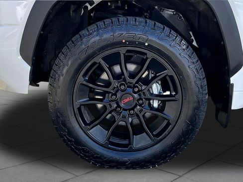 Used 2025 Toyota Tundra Limited w/ TRD Off-Road Package AWD/4WD image 11