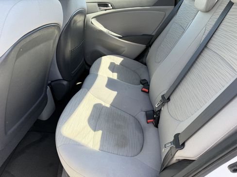 Used 2017 Hyundai Accent SE FWD image 7
