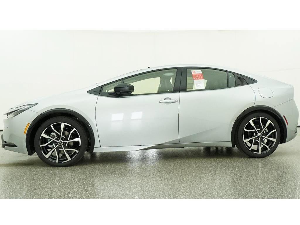 New 2026 Toyota Prius Plug-In Hybrid FWD image 19