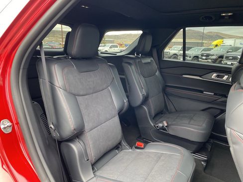 New 2026 Ford Explorer ST w/ Sun And Sound Package image 7