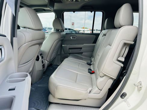 Used 2015 Honda Pilot Touring image 25