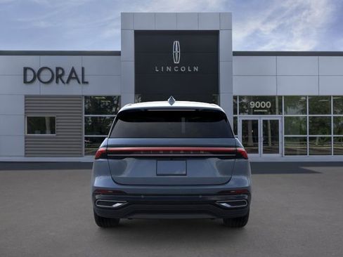 New 2026 Lincoln Nautilus Premier AWD/4WD image 5