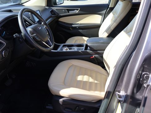 Used 2022 Ford Edge SEL image 37