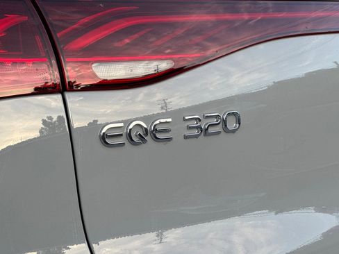 New 2026 Mercedes-Benz EQE 320 4MATIC SUV image 20