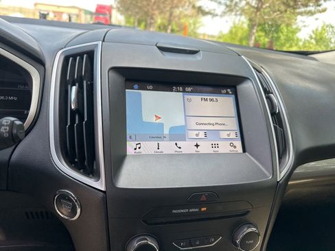 Used 2017 Ford Edge SEL w/ Equipment Group 201A FWD image 8