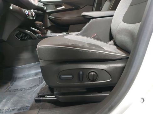 Used 2023 Chevrolet TrailBlazer LT image 29