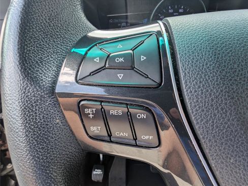 Used 2019 Ford Explorer Limited w/ Class III Trailer Tow Package FWD image 20