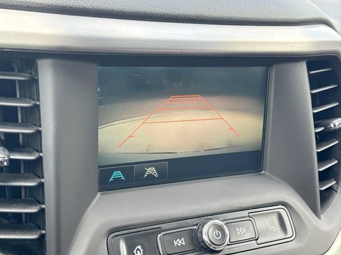 Used 2017 GMC Acadia SLE w/ LPO, Floor Liner Package AWD/4WD image 30