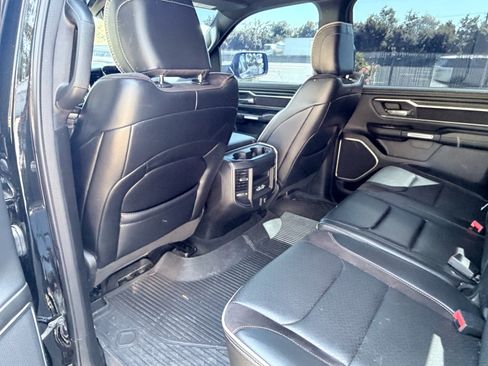 Used 2023 RAM 1500 Laramie AWD/4WD image 16