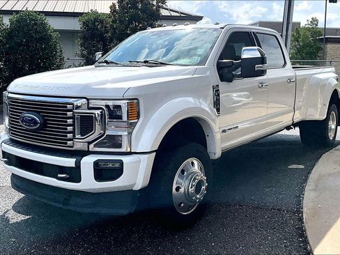 Used 2021 Ford F450 Platinum w/ FX4 Off-Road Package AWD/4WD image 1