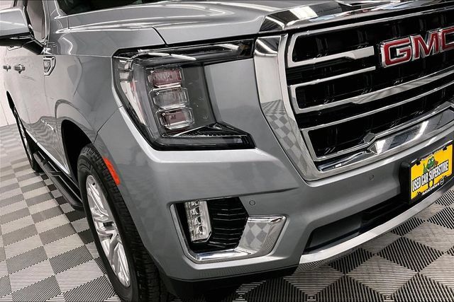 Used 2023 GMC Yukon SLT AWD/4WD image 37