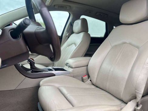 Used 2014 Cadillac SRX Luxury AWD/4WD image 11