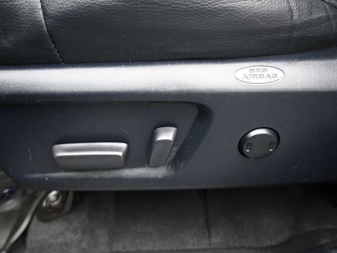 Used 2018 Toyota Tundra Limited w/ Limited Premium Package AWD/4WD image 13