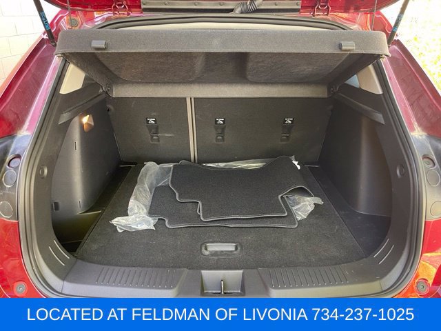 Used 2024 Chevrolet Trax ACTIV w/ Driver Confidence Package FWD image 24