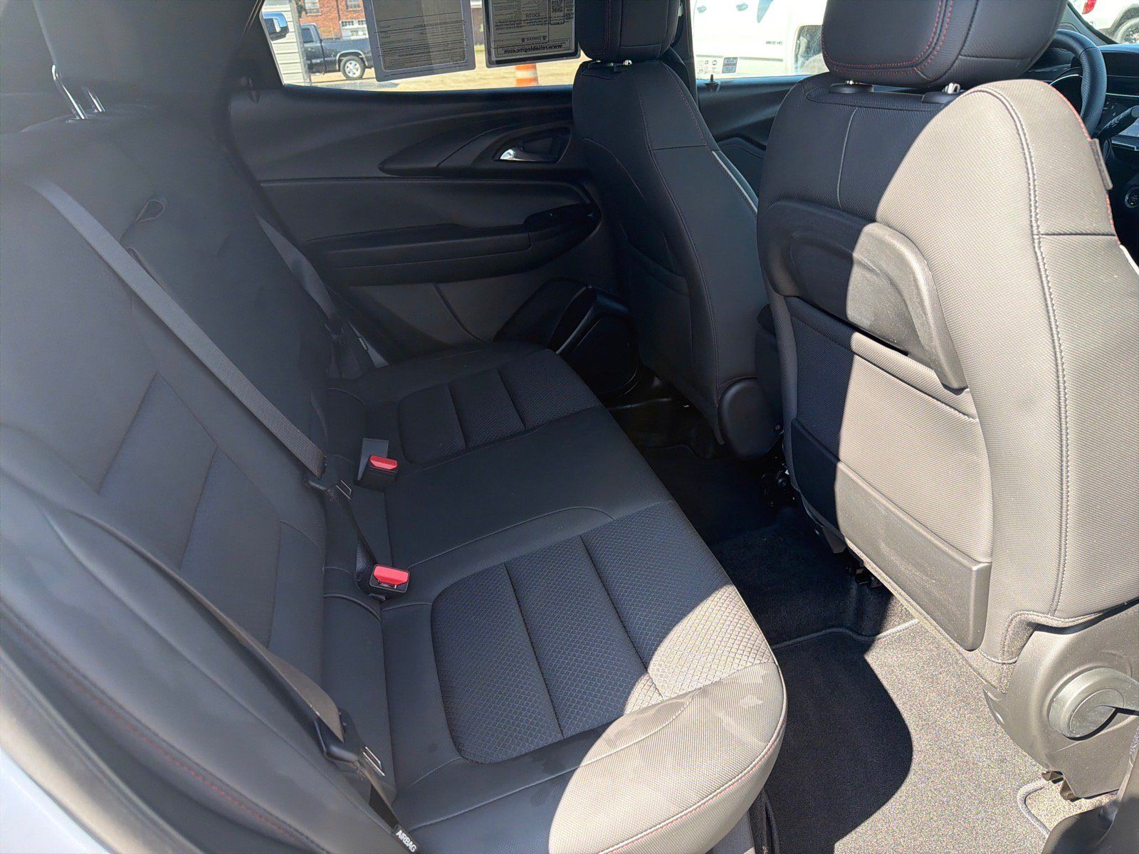 Used 2023 Chevrolet TrailBlazer RS w/ Convenience Package AWD/4WD image 13