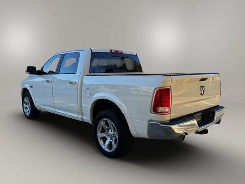 Used 2018 RAM 1500 Laramie AWD/4WD image 9