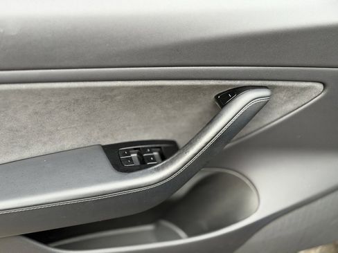 Used 2019 Tesla Model 3 Long Range image 29