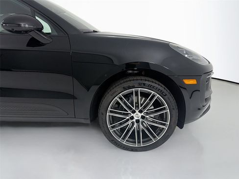 Used 2026 Porsche Macan Turbo AWD/4WD image 29