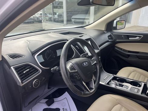 Used 2020 Ford Edge SEL AWD/4WD image 14