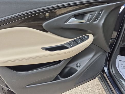 Used 2020 Buick Envision Essence w/ Experience Buick Package image 12