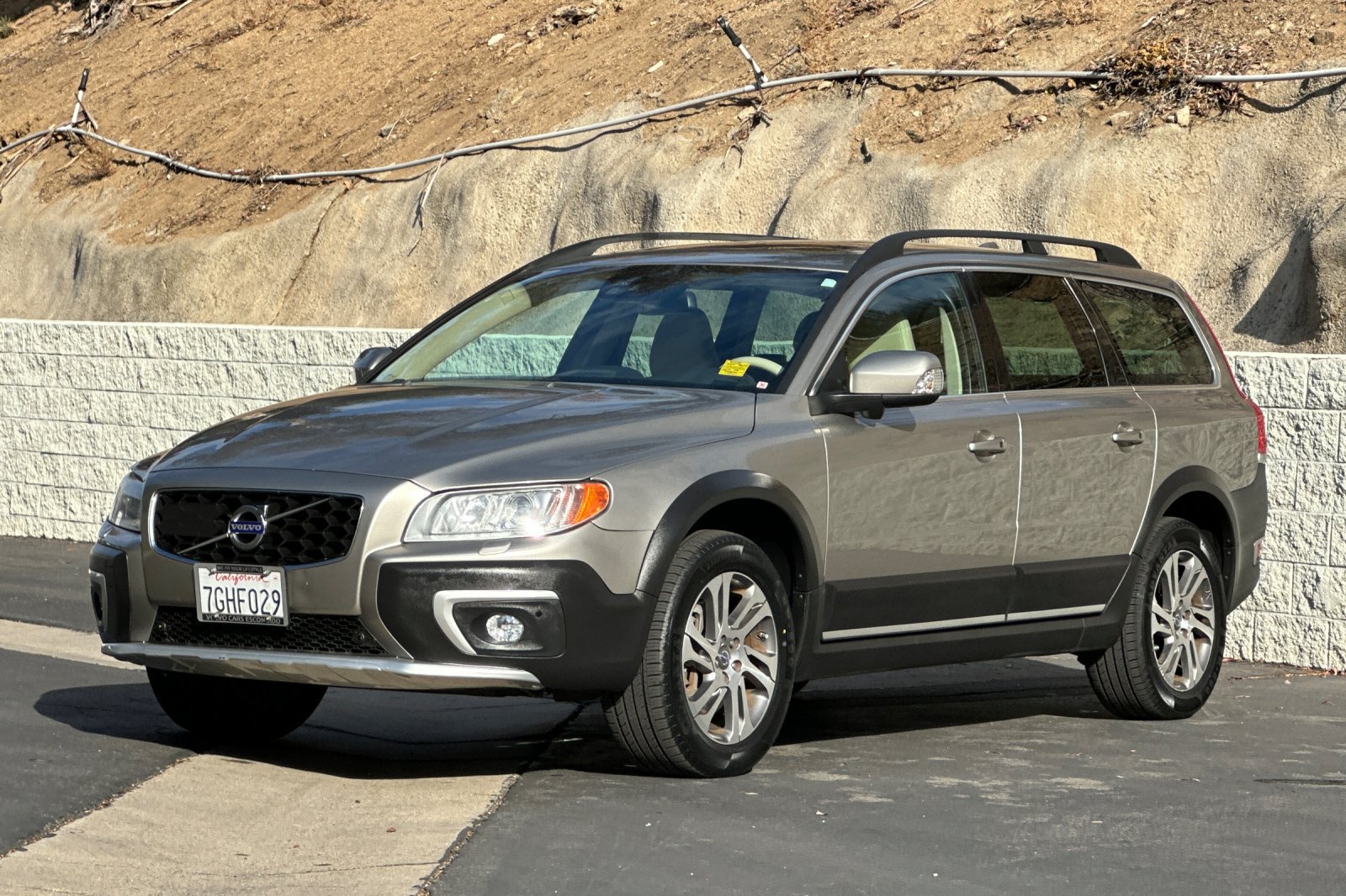 Used 2015 Volvo XC70 T5 Platinum FWD image 8