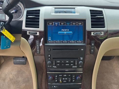 Used 2009 Cadillac Escalade 2WD image 27