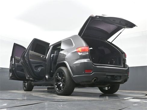 Used 2014 Jeep Grand Cherokee Overland w/ Advanced Technology Group image 61