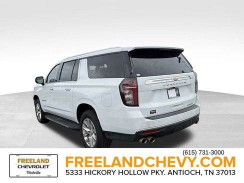Used 2024 Chevrolet Suburban Premier AWD/4WD image 5