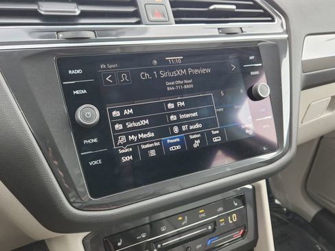 Used 2022 Volkswagen Tiguan SE image 7