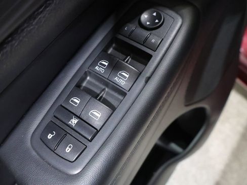 Certified 2020 Jeep Grand Cherokee Altitude AWD/4WD image 14