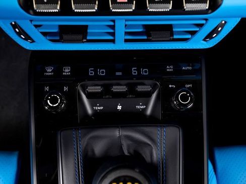 Used 2026 Porsche 911 GT3 RWD image 42