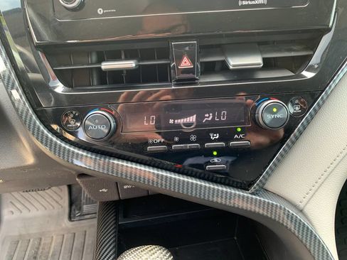 Used 2022 Toyota Camry LE FWD image 22
