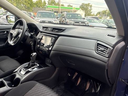 Used 2020 Nissan Rogue S AWD/4WD image 16