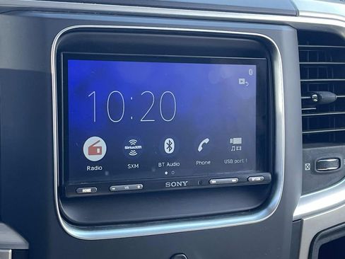 Used 2019 RAM 1500 Classic SLT image 18