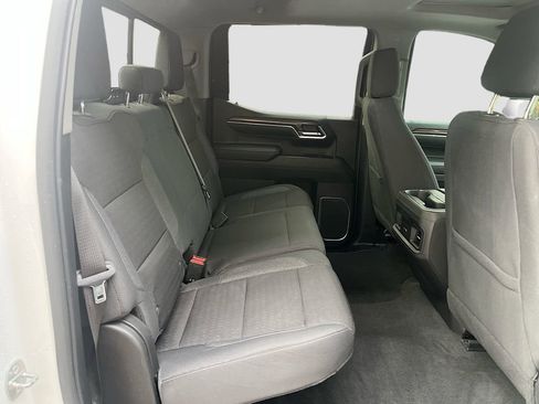 Used 2024 Chevrolet Silverado 1500 LT Trail Boss w/ Convenience Package II image 29