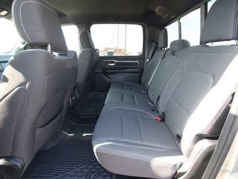 Used 2024 RAM 1500 Big Horn AWD/4WD image 7