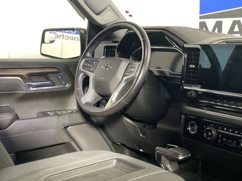 Used 2022 Chevrolet Silverado 1500 LT Trail Boss AWD/4WD image 10