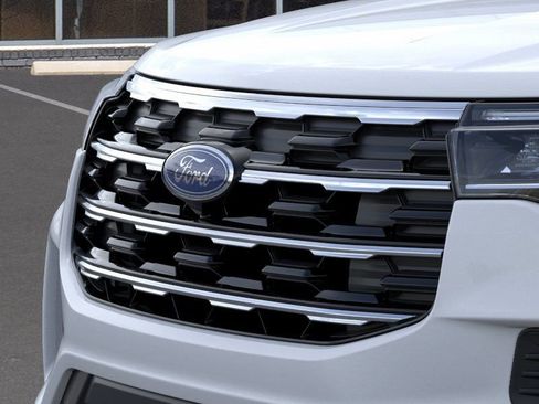 New 2026 Ford Explorer Active AWD/4WD image 17