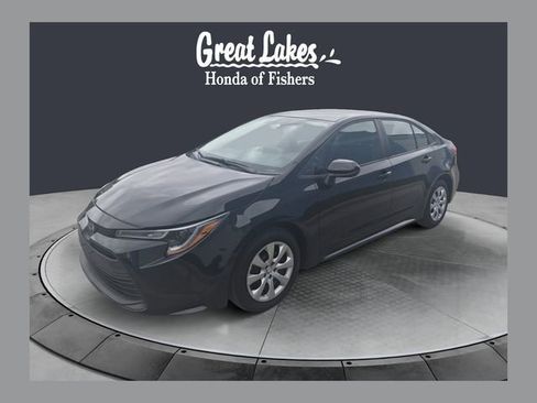 Used 2025 Toyota Corolla LE FWD image 1