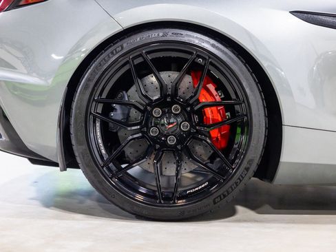 Used 2024 Chevrolet Corvette Z06 w/ Z07 Performance Package RWD image 25