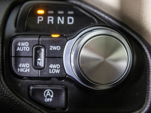 Used 2022 RAM 1500 Laramie AWD/4WD image 33
