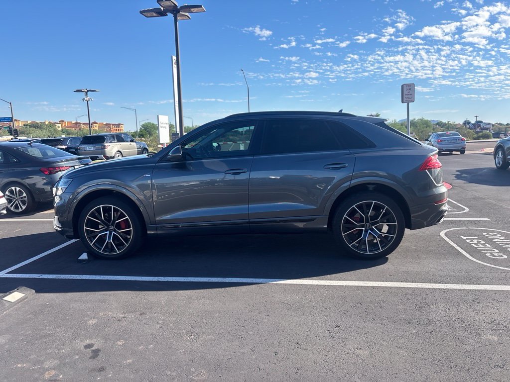 Used 2023 Audi Q8 Premium Plus AWD/4WD image 7