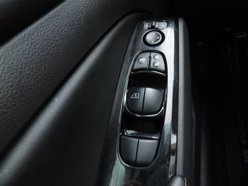 Certified 2025 Nissan Altima 2.5 SR w/ SR Premium Package FWD image 25